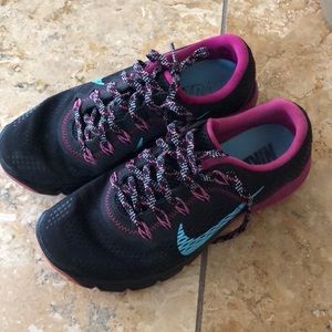 Nike Zoom Kiger size 7